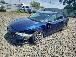 NISSAN ALTIMA SR