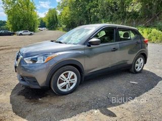 NISSAN KICKS S