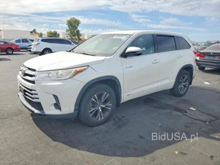 TOYOTA HIGHLANDER HYBRID LE