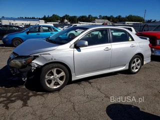 TOYOTA COROLLA S