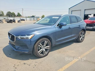 VOLVO XC60 T5 MOMENTUM