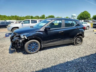 NISSAN KICKS S