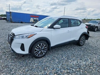 NISSAN KICKS SV