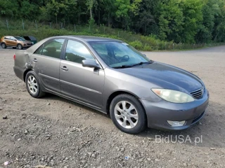 TOYOTA CAMRY XLE V6