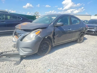 NISSAN VERSA SV
