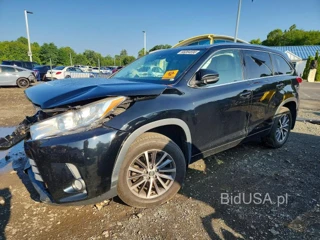 TOYOTA HIGHLANDER XLE