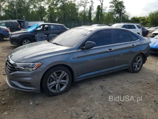 VOLKSWAGEN JETTA S