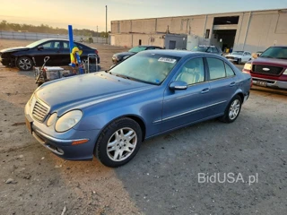 MERCEDES-BENZ E 320
