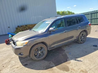 TOYOTA HIGHLANDER LIMITED
