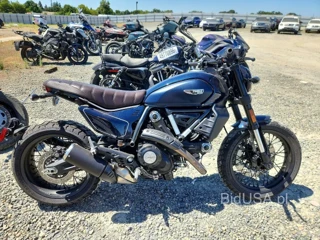 DUCATI SCRAMBLER ICON