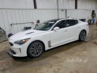 KIA STINGER PREMIUM