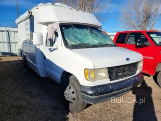 FORD ECONOLINE E350 CUTAWAY VAN
