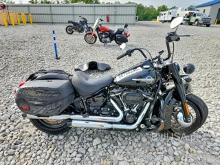 HARLEY-DAVIDSON FLHCS
