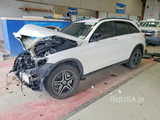 MERCEDES-BENZ GLC 300 4MATIC