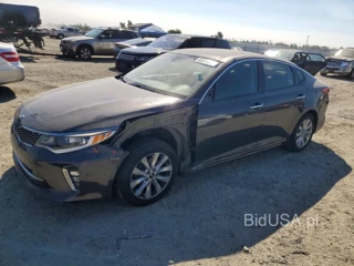 KIA OPTIMA S