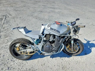 SUZUKI GS750