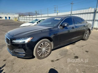 VOLVO S90 T6 MOMENTUM