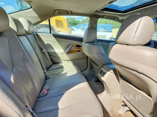 TOYOTA CAMRY XLE