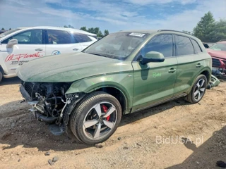 AUDI Q5 PREMIUM PLUS 45