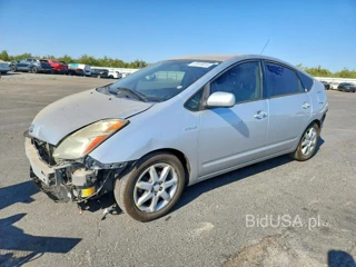 TOYOTA PRIUS TOURING