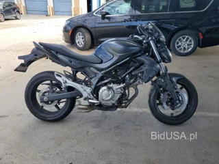 SUZUKI SV650