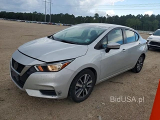 NISSAN VERSA SV