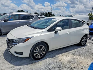 NISSAN VERSA SV