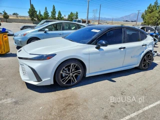 TOYOTA CAMRY XSE