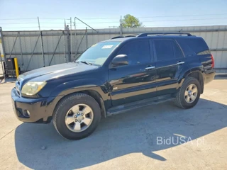 TOYOTA 4RUNNER SR5