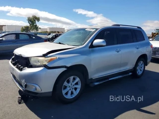 TOYOTA HIGHLANDER BASE