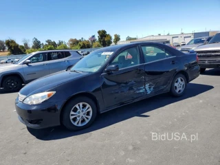 TOYOTA CAMRY LE V6