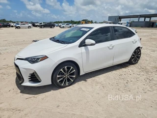 TOYOTA COROLLA SE