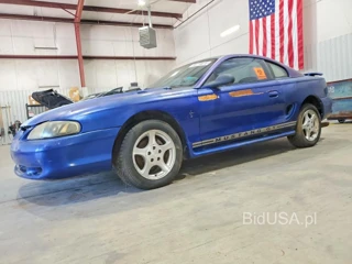 FORD MUSTANG