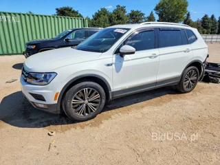 VOLKSWAGEN TIGUAN SE