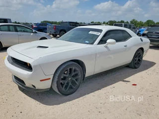 DODGE CHALLENGER SXT
