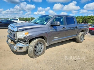 TOYOTA TUNDRA CREWMAX SR5
