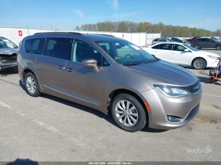 CHRYSLER CHRYSLER PACIFICA TOURING-L
