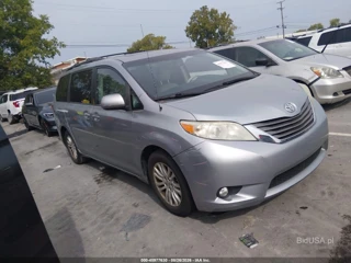 TOYOTA TOYOTA SIENNA XLE V6 8 PASSENGER