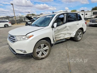 TOYOTA HIGHLANDER LIMITED