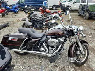 HARLEY-DAVIDSON FLHR