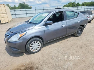 NISSAN VERSA SV