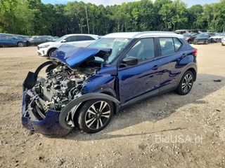 NISSAN KICKS SV