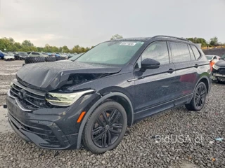 VOLKSWAGEN TIGUAN SE R-LINE BLACK