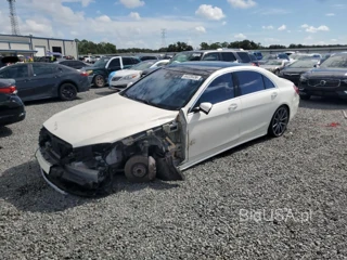 MERCEDES-BENZ S 560