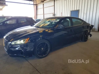 NISSAN ALTIMA SR