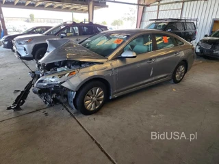 HYUNDAI SONATA HYBRID SE