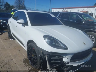 PORSCHE PORSCHE MACAN GTS