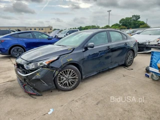 KIA FORTE GT LINE