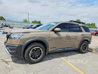 NISSAN PATHFINDER SV