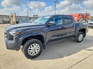 TOYOTA TACOMA SR5